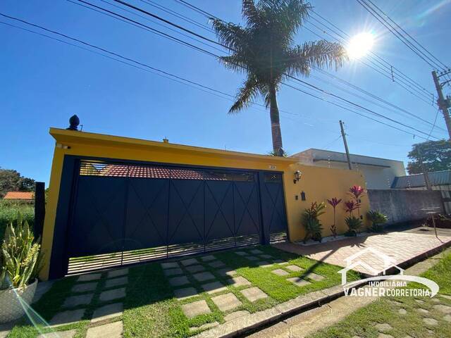 #1430 - Casa para Venda em Guaratinguetá - SP - 1