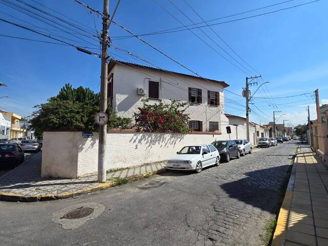 #1805 - Casa para Venda em Lorena - SP - 1