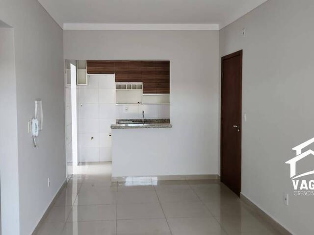 #1992 - Apartamento para Venda em Guaratinguetá - SP - 2