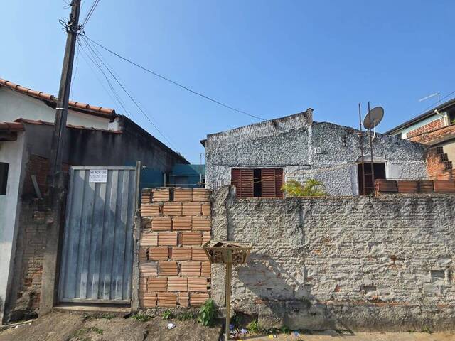 #2029 - Casa para Venda em Cachoeira Paulista - SP - 1