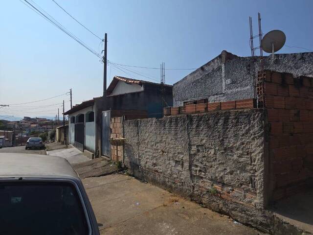 #2029 - Casa para Venda em Cachoeira Paulista - SP - 2