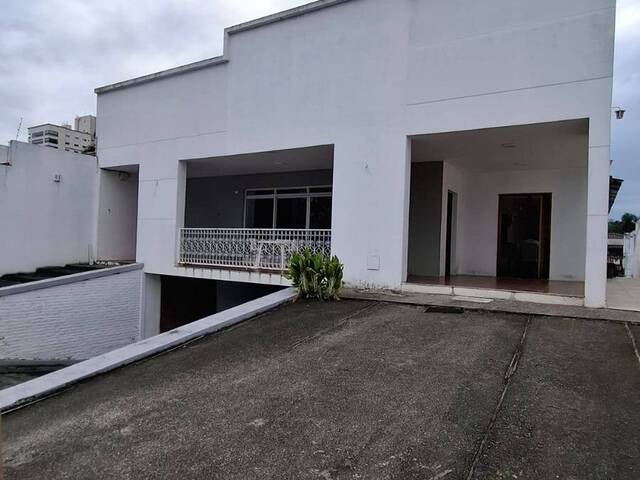 #2099 - Casa para Venda em Lorena - SP - 1