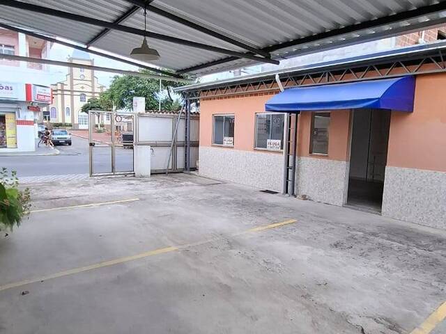 #2104 - Ponto Comercial para Locação em Lorena - SP - 2